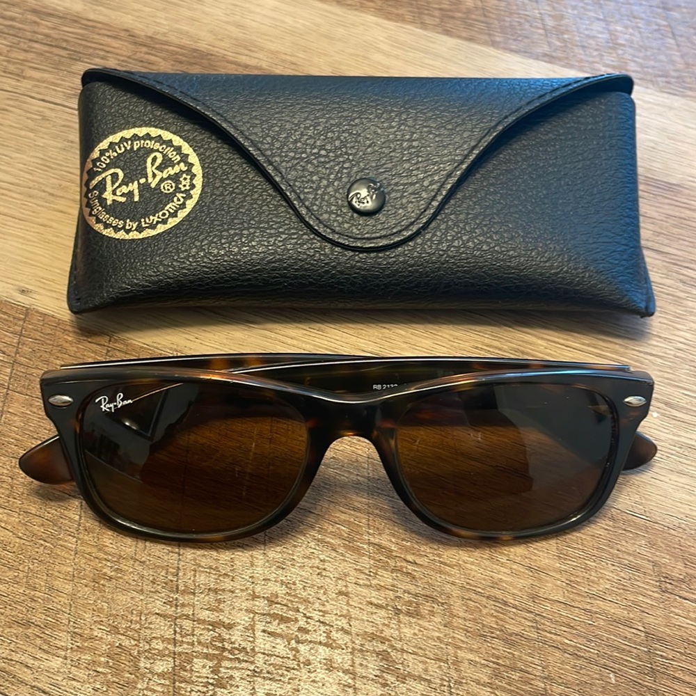 Ray-Ban New Wayfarer Classic Sunglasses